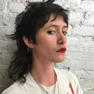 Meet your Posher, Jolie